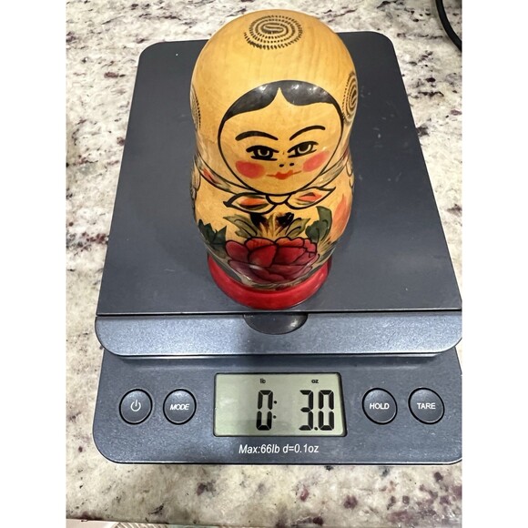 Vintage Russian Nesting Matryoshka Hand Painted Wooden Dolls 5 Pcs Stacking USSR - Picture 9 of 9